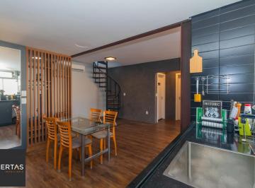 Apartamento · 156m² · 2 Quartos · 1 Vaga · Cobertura 2 dormitórios com churrasqueira bairro Petrópolis elevador e garagem