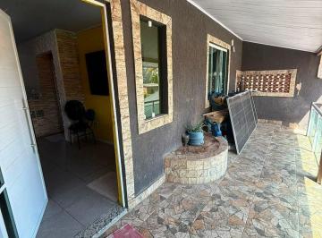 Casa · 98m² · 4 Quartos · Duas Casas Padrão