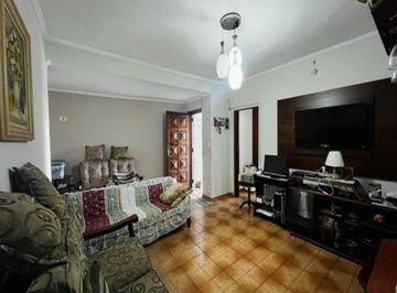 Casa de 2 quartos, São Paulo · Casa espaçosa com quintal e 2 vagas em São João Clímaco