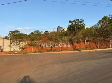 Terreno · 300m² · Lote em Rua Nilton de Oliveira Penido - itatiaiuçu - Itatiaiuçu/MG