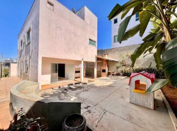 Imagem 1 · Casa para venda em Trevo, Belo Horizonte