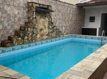 Casa de 2 quartos, Praia Grande · Casa com Piscina, Área Gourmet e 2 Dormitórios (1 Suíte) à Venda no Maracanã – Zona 2