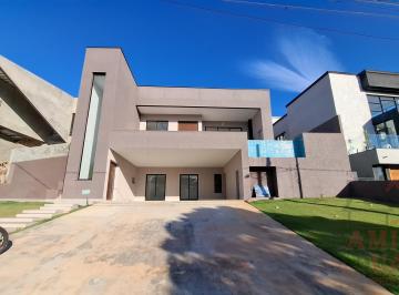 Casa · 420m² · 3 Quartos · 9 Vagas · Vende-se Linda Casa Nova, 3 suítes, Área Gourmet, piscina e churrasqueira.