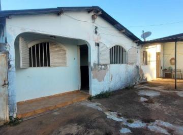 Casa de 2 quartos, Taguatinga · CASA TÉRREA NASCENTE TAGUATINGA 2 QUARTOS PRÓXIMO À DF-070 QUINTAL ARMÁRIOS