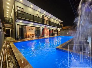 Casa · 770m² · 5 Quartos · 2 Vagas · Casa a venda em condomínio fechado com 5 Suítes em Ubatuba -