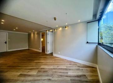 Apartamento de 2 quartos, Salvador · Apartamento de 68 m² com 2 quartos , suíte e lavabo à venda em Alphaville I