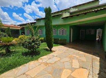 Casa de 4 quartos, Vicente Pires · RUA 5, LINDA CASA DENTRO DE CONDOMINIO, LT 800M² + APTO PARA RENDA