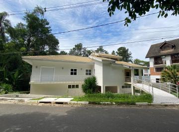Casa de 3 quartos, Arujá · Casa térrea, sem escadas ou desníveis internos. Ideal pra familias com idosos