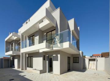 Casa · 119m² · 3 Quartos · 2 Vagas · Sobrado Triplex no Uberaba | Terraço com Churrasqueira e Preparação para Jacuzzi