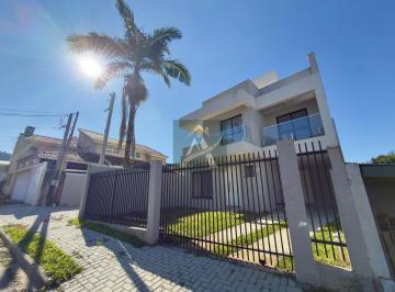 Casa · 120m² · 3 Quartos · 2 Vagas · Sobrado Novo de Frente para Rua com Ático Gourmet e Excelente Localização no Uberaba