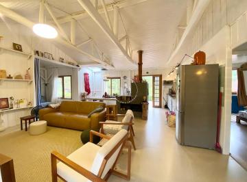 Rural · 102m² · 3 Quartos · Chácara com casa charmosa e piscina em Biguaçu com 1.389m²