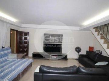 Casa · 341m² · 4 Quartos · 8 Vagas · Sobrado em Vila Carrão