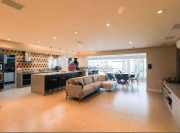 Apartamento · 198m² · 4 Quartos · 3 Vagas · Apartamento em Cerâmica