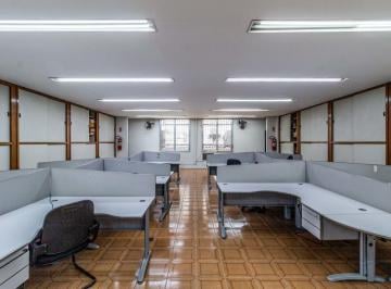 Comercial · 220m² · Sobreloja na Rua Clímaco Barbosa, 144 - Sobreloja • 220 m²