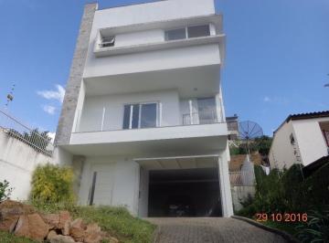 Casa · 300m² · 3 Quartos · 5 Vagas · Casa para Venda - 217m², 3 dormitórios, sendo 1 suites, 3 vagas - Teresópolis