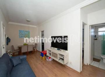 Apartamento · 65m² · 3 Quartos · 1 Vaga · Apartamento Reformado de 3 Quartos à Venda no Buritis