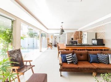 Casa · 344m² · 4 Quartos · 3 Vagas · Casa em Chácara das Pedras