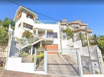 Casa · 340m² · 3 Quartos · 4 Vagas · Casa para Venda - 279m², 3 dormitórios, sendo 1 suites, 4 vagas - Teresópolis