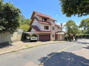 Casa · 301m² · 3 Quartos · 3 Vagas · Casa em Teresópolis