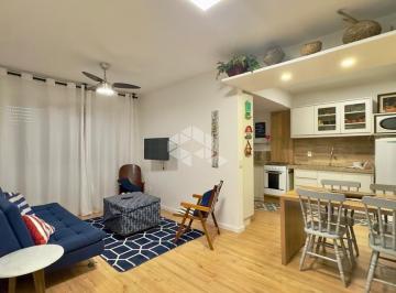 Apartamento · 47m² · 1 Quarto · 1 Vaga · Apartamento 1 dormitório, banho social, ambientes amplos, mobiliado e decorado, com box, próximo a p