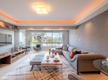 Casa · 357m² · 4 Quartos · 3 Vagas · Casa com 357m² e 4 dormitórios, 3 suítes, 3 vagas