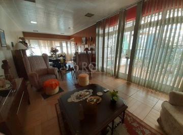 Casa · 368m² · 3 Quartos · 3 Vagas · Casa para Venda - 290m², 3 dormitórios, sendo 1 suites, 3 vagas - Menino Deus