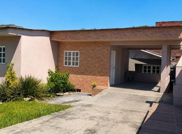 Casa · 122m² · 2 Quartos · 4 Vagas · Terreno com 2 Casas no Bairro Jardim Janaína - Biguaçu