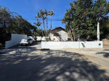 Casa · 30m² · 1 Quarto · Casa com amplo terreno no Rio Vermelho