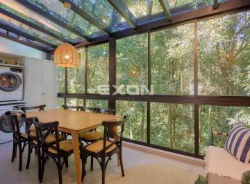 Casa · 130m² · 3 Quartos · 2 Vagas · Sobrado 3 quartos sendo 1 suíte e 2 vagas de garagem no Santa Cândida
