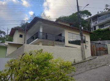 379e2827cdcfc91f812c1a29c335c9d541c44ec6 · Casa para Alugar com 5 quartos e 4 vagas de garagem.