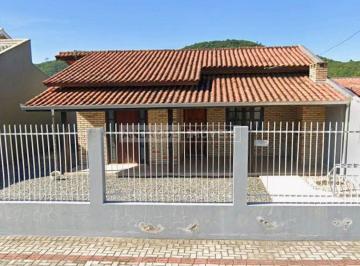 whatsapp-image-2026-07-13-at-170221-17840354554415.jpeg · Casa de Alvenaria Em Zimbros Bombinhas