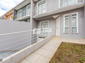 Casa de 3 quartos, Curitiba · SOBRADO 3 QUARTOS DE FRENTE PARA A RUA, UMA QUADRA DA DEROSSO