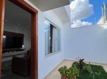 Casa de 2 quartos, Varginha · CASA EM VARGINHA (MG) BAIRRO IMPERIAL