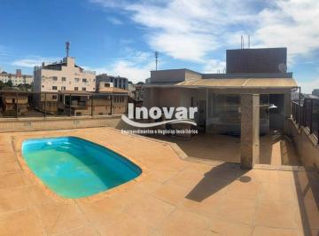 Apartamento · 217m² · 3 Quartos · 2 Vagas · Cobertura com aprox 217 m2 total, 3 quartos com 1 suíte, 2 vagas, piscina e saúna, proximo a Padaria
