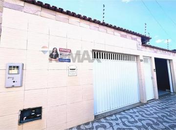 Casa · 270m² · 4 Quartos · 6 Vagas · "Casa Mobiliada 4 Quartos c/ 3 Suítes na Atalaia, Aracaju"