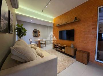 Apartamento · 45m² · 3 Quartos · APARTAMENTO REFORMADO 3 QUARTOS COM SUÍTE E ÁREA EXTERNA EM COPACABANA
