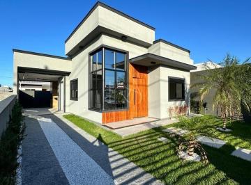Casa · 101m² · 3 Quartos · 2 Vagas · Casa Unifamiliar à Venda no Novo Bela Vista – Palhoça/SC