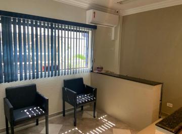e555a001-a5c7-4e76-8aa0-14b1bb6f75d2 · Aconchegante casa comercial para venda em Cidade Dutra, 195m²