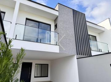 Casa · 144m² · 3 Quartos · 2 Vagas · Sobrado Alto Padrão novo com 3 suítes, 144 m² privativos e 40 m² de terreno nos fundos no Saguaçu