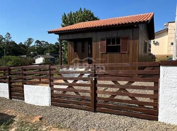 Casa · 46m² · 3 Quartos · Casa à venda no bairro Sangão - Criciúma/SC