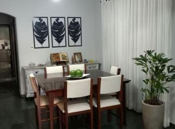 92569aa5-6a53-4777-bfcd-f14f7c6a876d · Aconchegante casa para venda em Jardim São Paulo(Zona Norte) com 5 quartos, sendo 3 suítes, 158m²