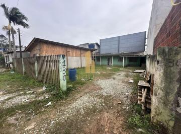 Casa · 90m² · 3 Quartos · 5 Vagas · Excelente Lote à Venda na Várzea do Ranchinho