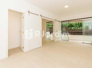 Apartamento · 97m² · 2 Quartos · 2 Vagas · Apartamento / Residencial / Humaitá