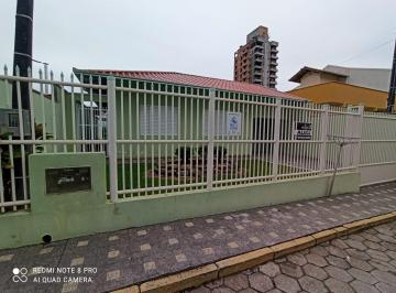 Casa à venda no Centro, Penha - SC · Casa à venda - no Centro