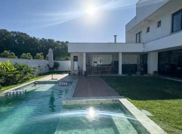 nkrhfcc2ytrkmzfimthjn2nm_md · Casa Duplex de Alto Padrão | 5 Quartos | 4 Suítes | Alphaville Jacuhy - Serra/ES