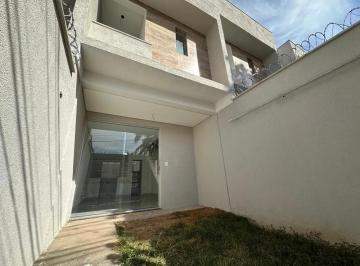 Casa · 82m² · 2 Quartos · 1 Vaga · CASA GEMINADA INDIVIDUAL Á VENDA NO PLANALTO | 02 SUÍTES | LAVABO | 01 VAGA