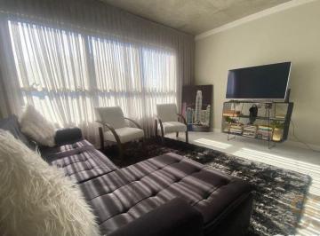 Apartamento · 70m² · 2 Quartos · 1 Vaga · Apartamento para venda e aluguel em Praia Brava de 70.00m² com 2 Quartos, 1 Suite e 1 Garagem