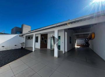 2f95e666171fe928acc0f1eac9554d38d3e4a6fe · Casa com 2 dormitórios à venda, 174 m² por R$ 640.000 - Machados - Navegantes/SC