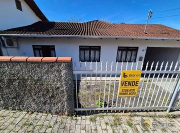 c34441e4baa91c4e9ffcfbfd7ab8d2160aa463c1 · Casa com 3 dormitórios à venda, 200 m² por R$ 499.000,00 - Badenfurt - Blumenau/SC