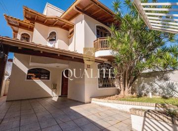 Casa · 224m² · 3 Quartos · Casa à venda - em Trindade
